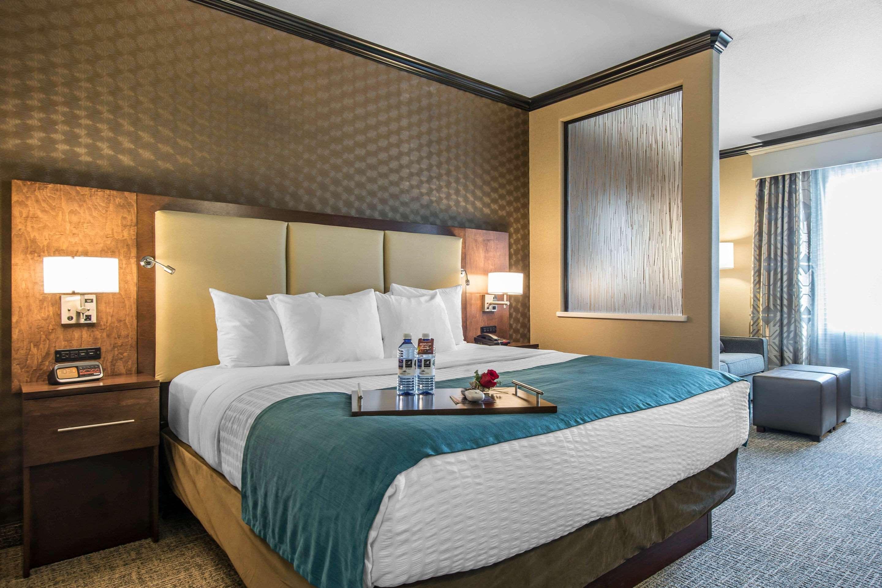 The Heritage Inn & Suites, Ascend Hotel Collection Garden City Ngoại thất bức ảnh
