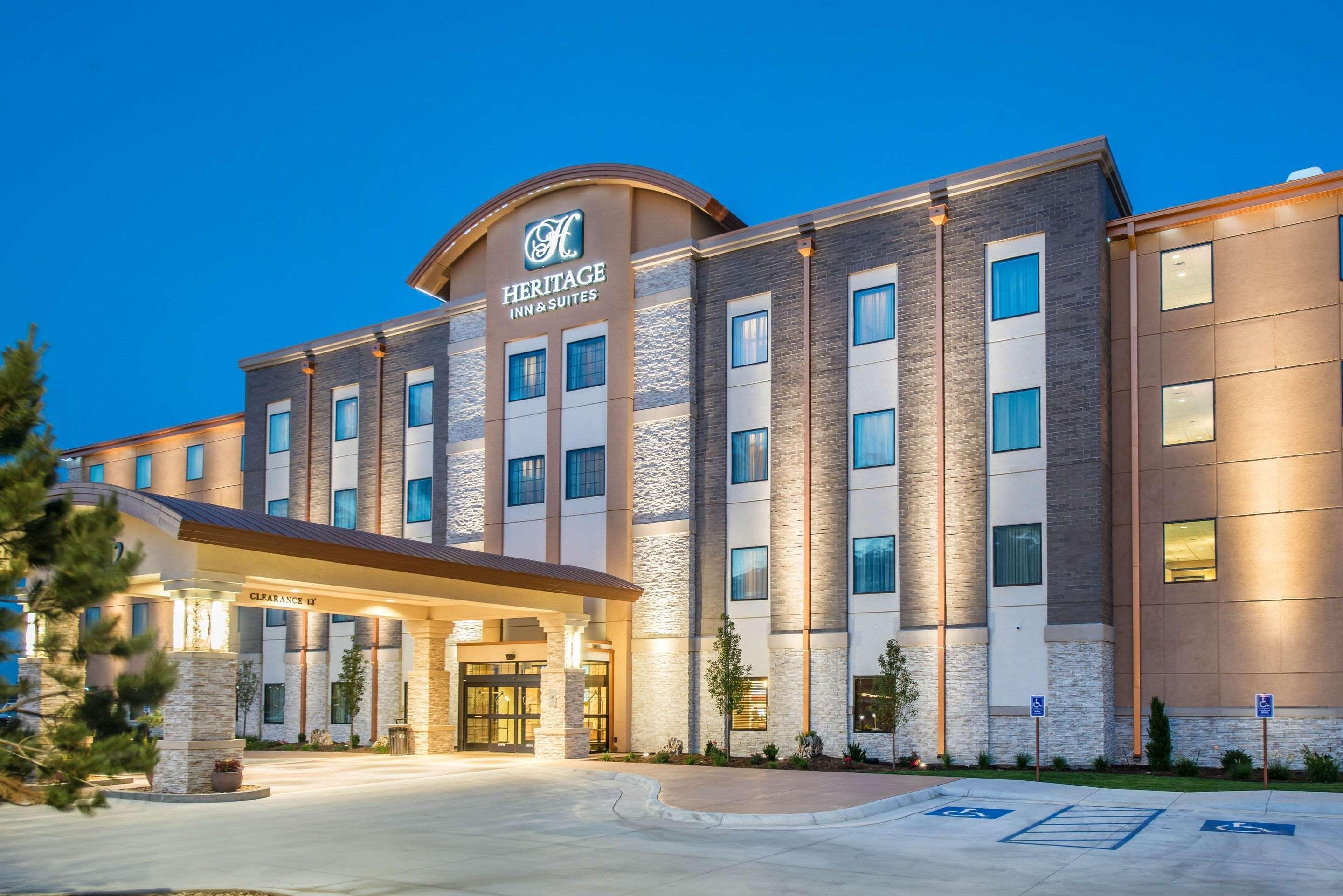 The Heritage Inn & Suites, Ascend Hotel Collection Garden City Ngoại thất bức ảnh