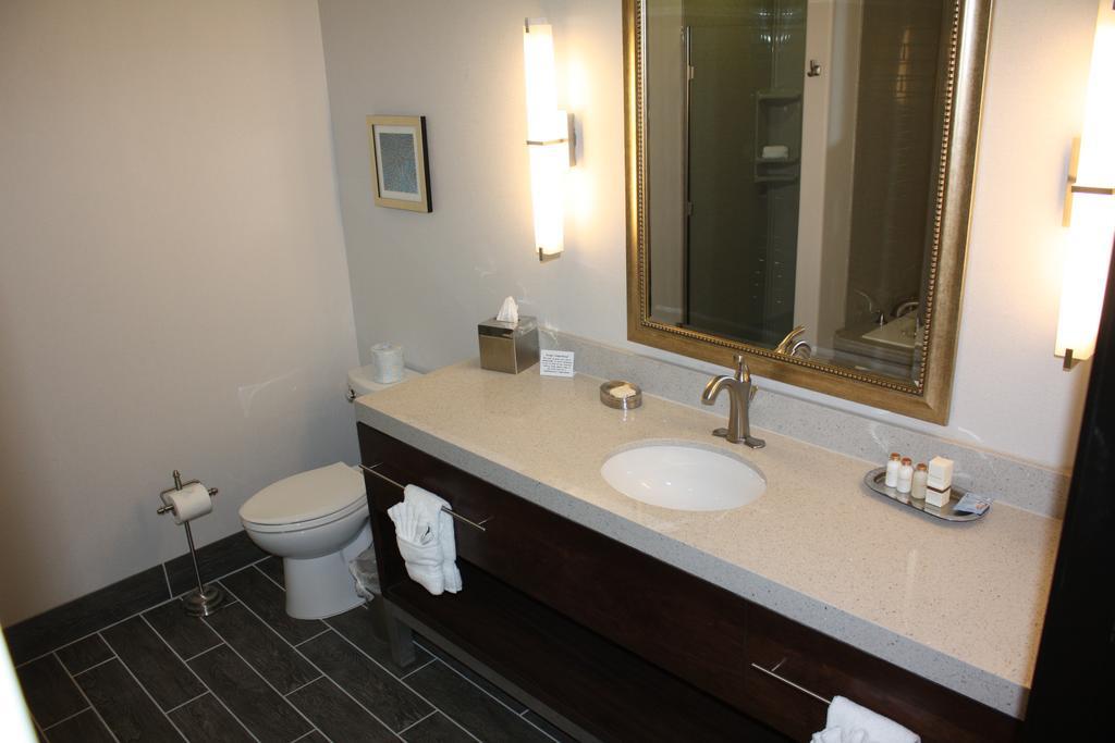 The Heritage Inn & Suites, Ascend Hotel Collection Garden City Ngoại thất bức ảnh