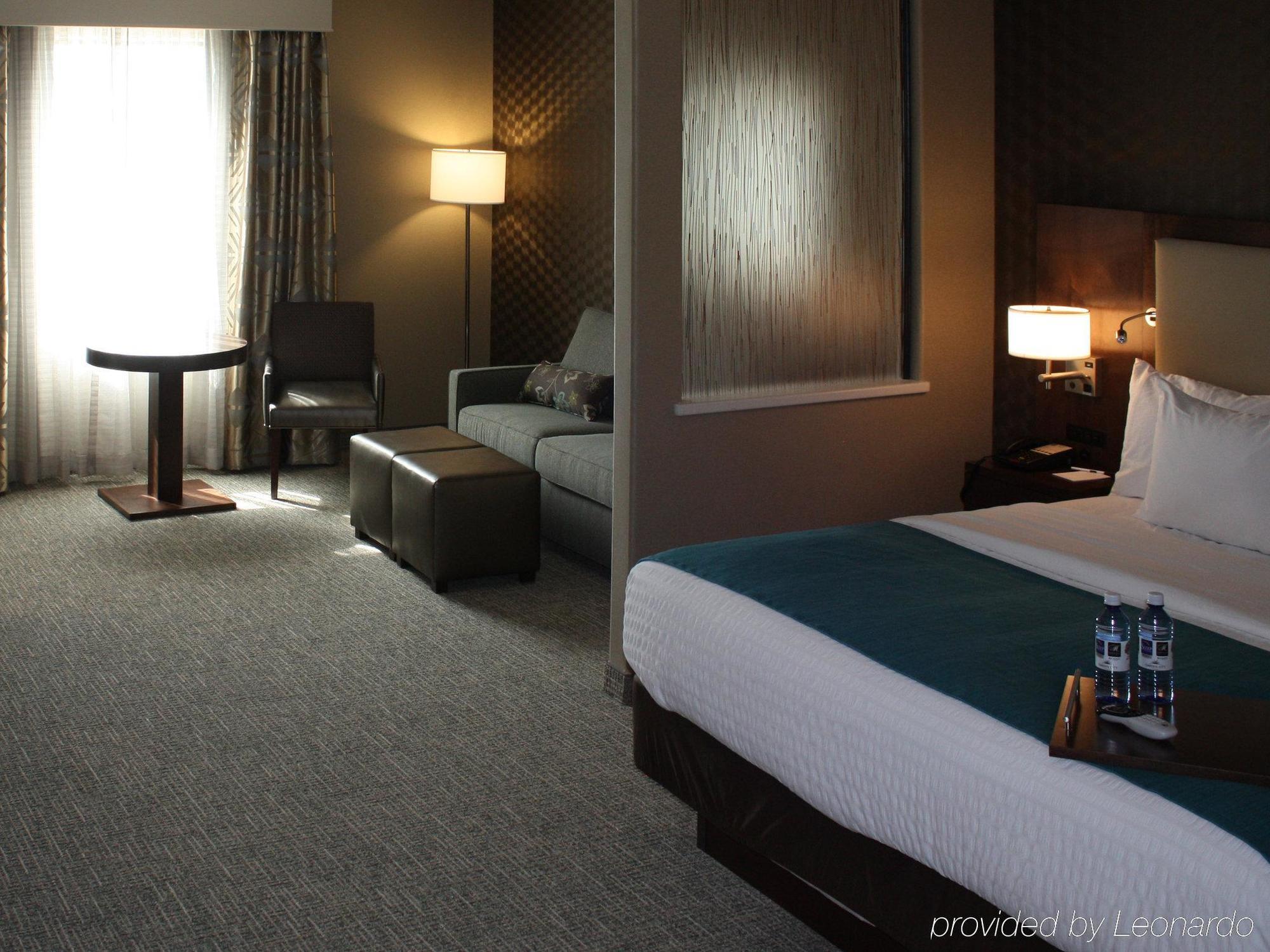 The Heritage Inn & Suites, Ascend Hotel Collection Garden City Ngoại thất bức ảnh